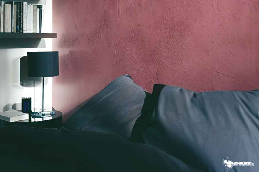 peinture ecologique chaux naturel coloration vin application spatule chambre artisant peintre decorateur moret