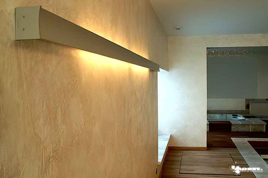 resultat peinture chaux naturel coloration camel application brosse mur ambiance led artisant peintre decorateur moret