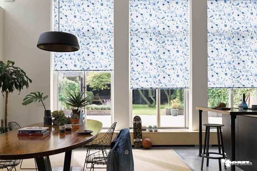 installation store enrouleur motif luxaflex sur mesure entreprise decorateur interieur moret
