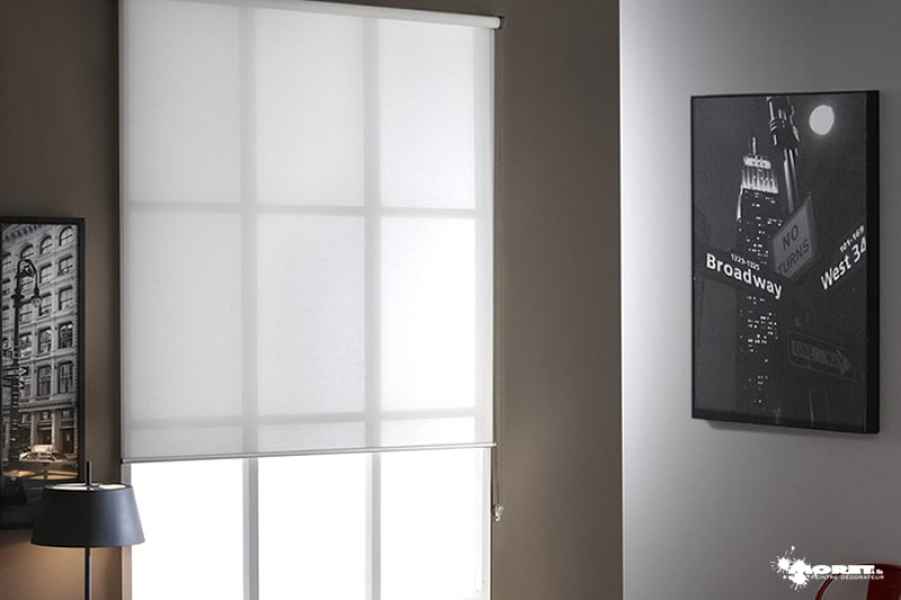 installation mini store enrouleur electrique haut gamme diaz sur mesure entreprise decorateur interieur moret